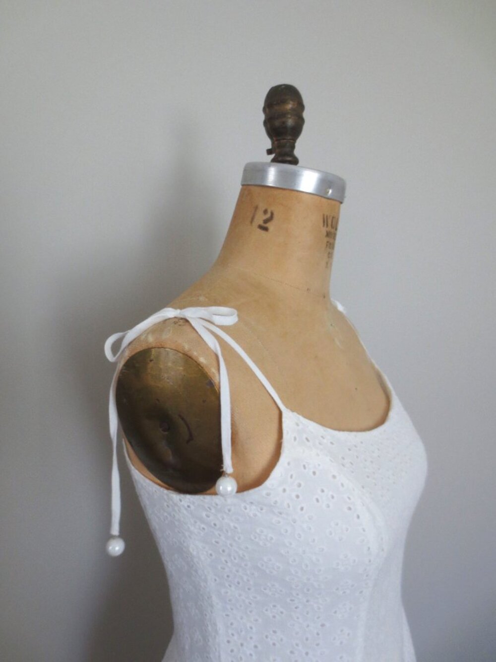 Unique Vintage Cottage Core White Fit & Flare Cotton Dress - Picture 6 of 13